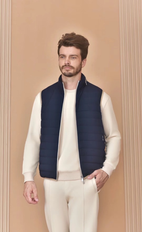 Loro Piana Men's Navy Blue Padded Vest, Casual Sleeveless Jacket Outerwear 1 Loro Piana Men's Navy Blue Padded Vest, Casual Sleeveless Jacket Outerwear