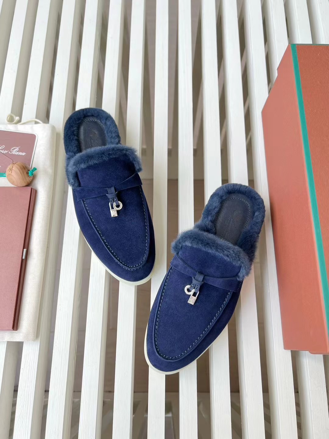 נעליי Loro Piana מובטים מפונקים מסוגננים - נועות ונוחות ברגל 2 i1727244371 5092 0