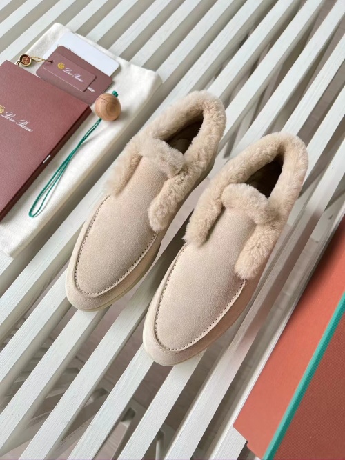 Loro Piana Zapatos de Gamuza con Ribete de Piel para Mujer - Elegancia y Calidez 1 Loro Piana Zapatos de Gamuza con Ribete de Piel para Mujer - Elegancia y Calidez