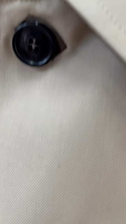 Elegante abrigo Loro Piana de cachemira para mujer, lujo y confort 1 Elegante abrigo Loro Piana de cachemira para mujer, lujo y confort