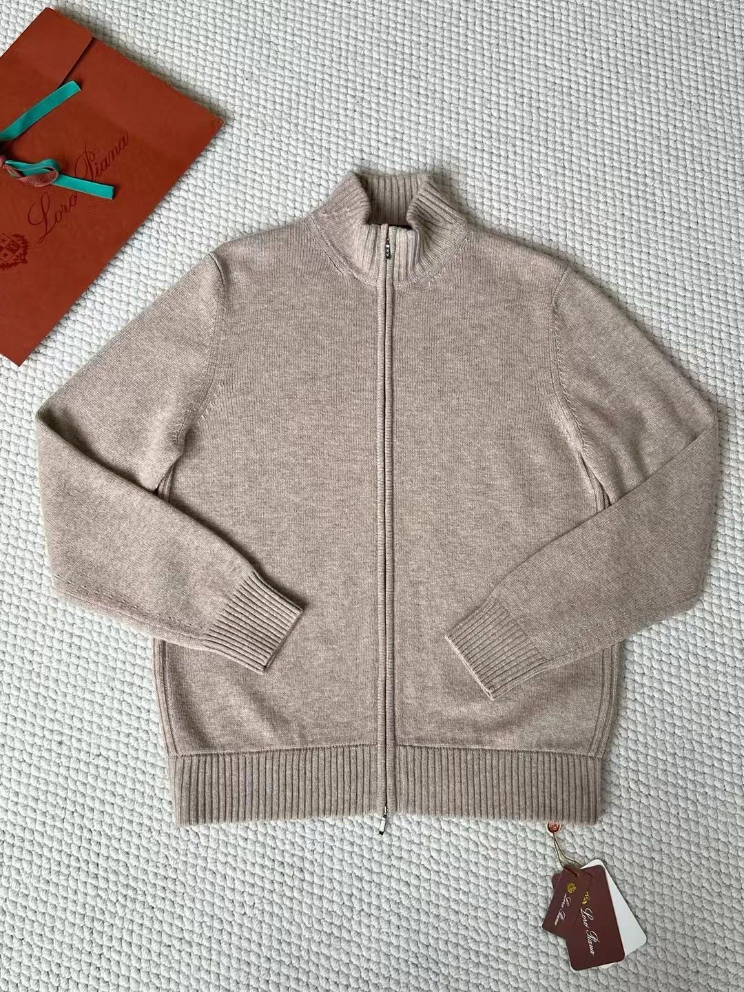 Loro Piana Beige Cashmere Zip-Up Heren Vest - Stijlvol & Comfortabel