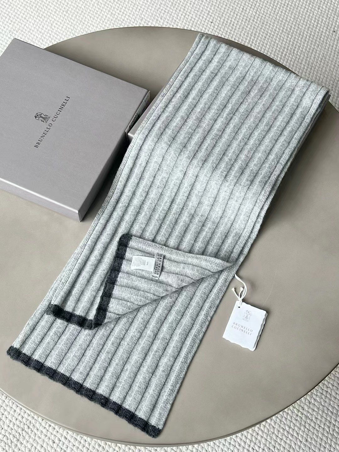 Brunello Cucinelli Ribbed Cashmere Hat and Scarf Set - Soft Gray, One Size 3 i1729444080 7509 2