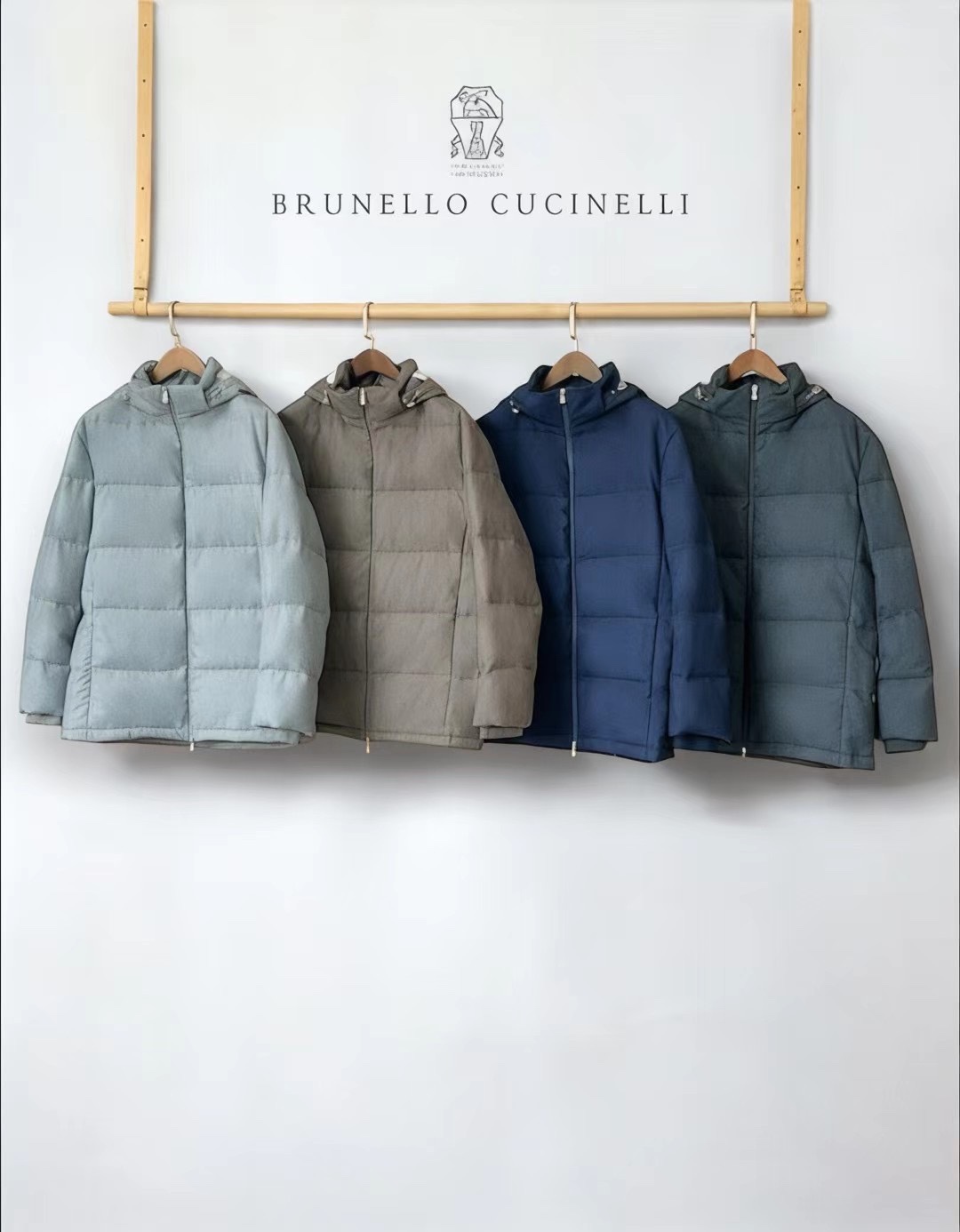 Brunello Cucinelli Men's Lightweight Down Jacket - Perfect for Layering