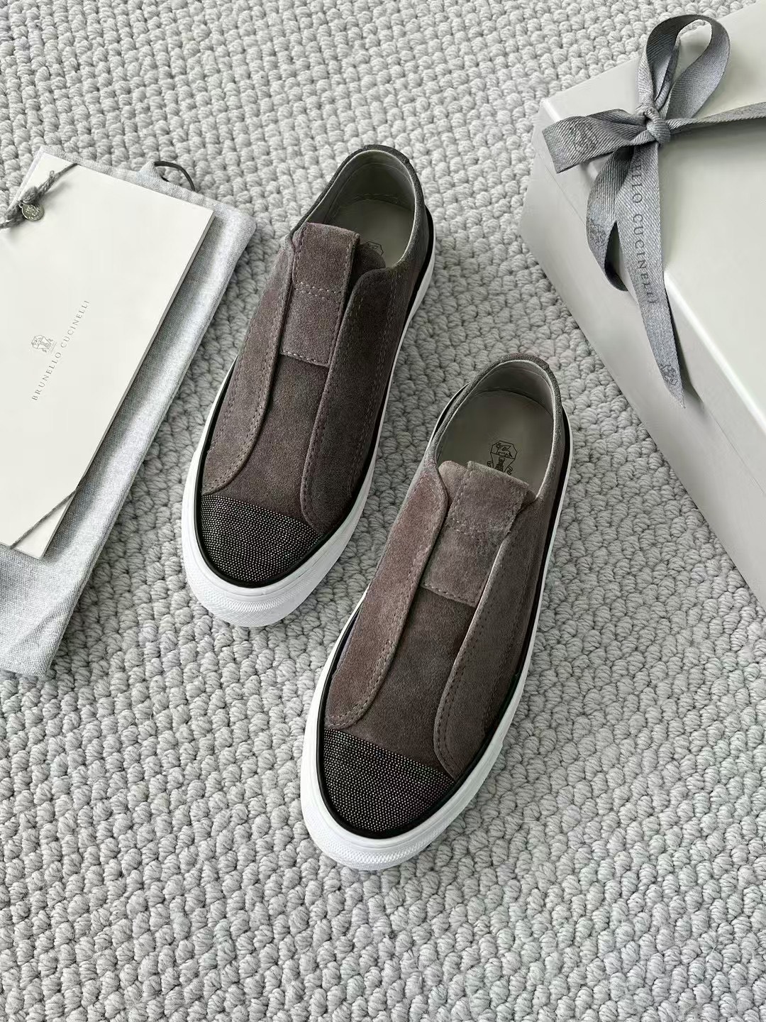 Brunello cucinelli. 15-20days 🌹36-42