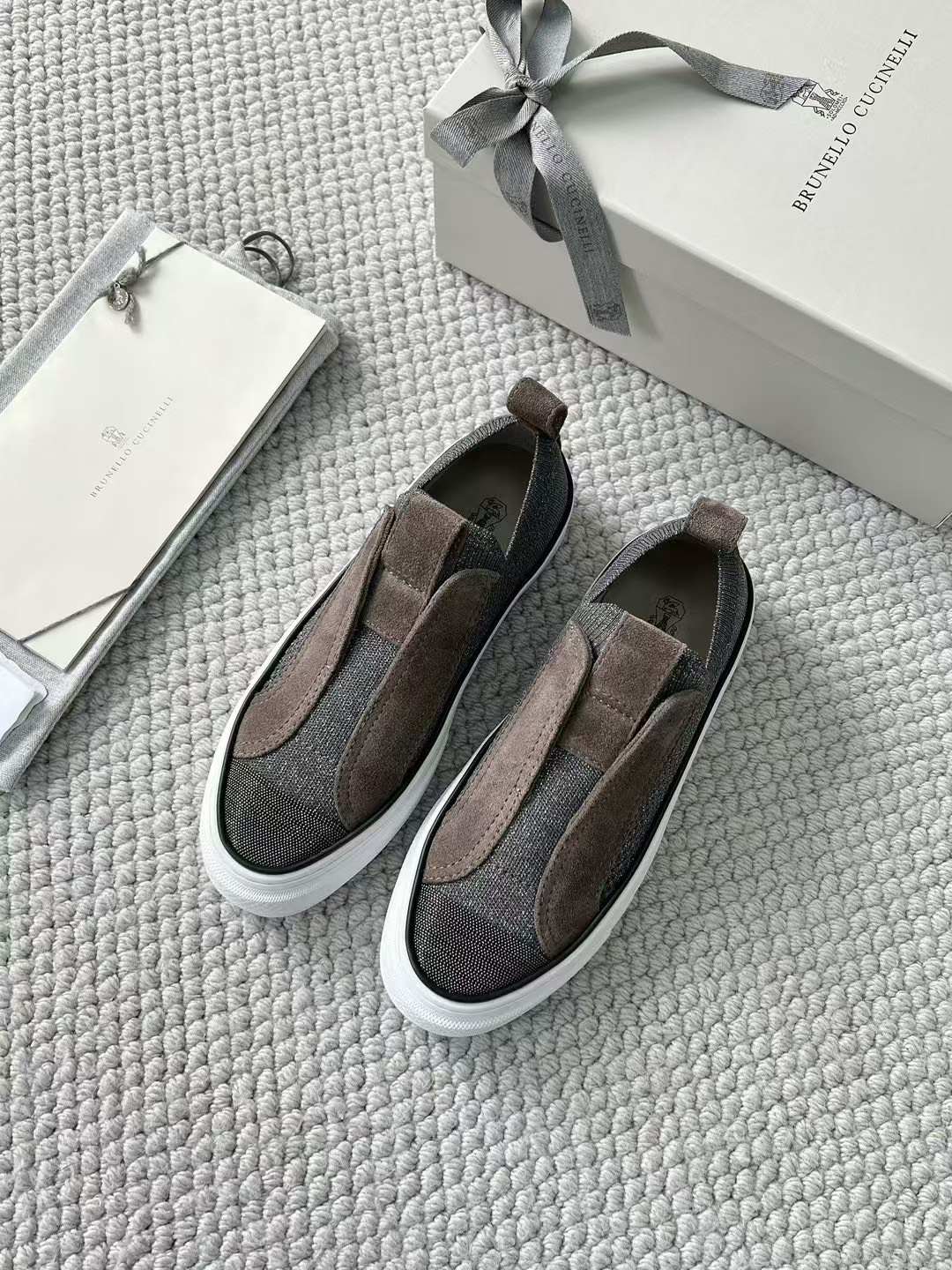 Brunello cucinelli. 15-20days 🌹36-42