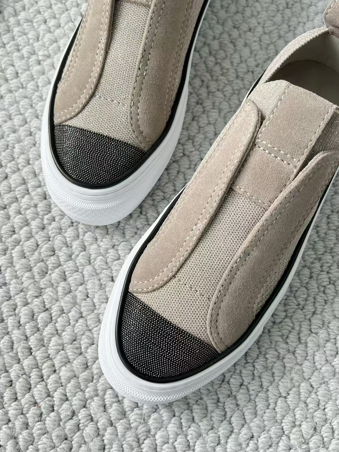 Brunello cucinelli. 15-20days 🌹36-42