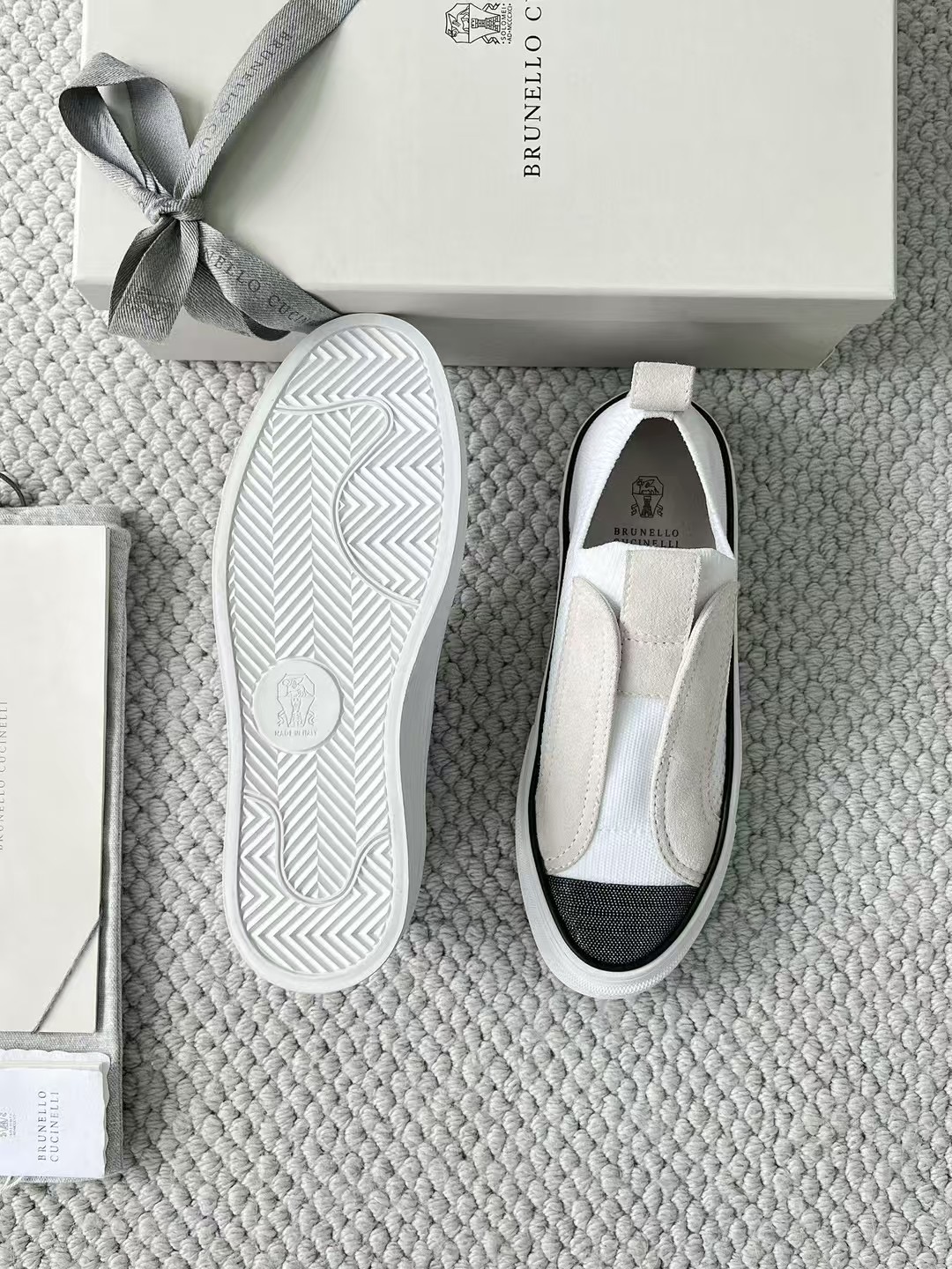 Brunello cucinelli. 15-20days 🌹36-42
