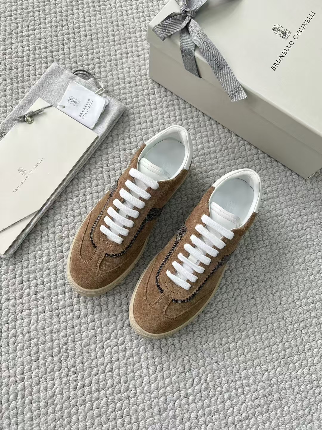 Brunello cucinelli. 15-20days 🌹36-42