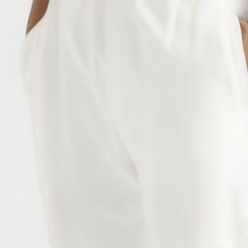 Loro Piana Women's High-Waisted White Linen Trousers - Relaxed Fit