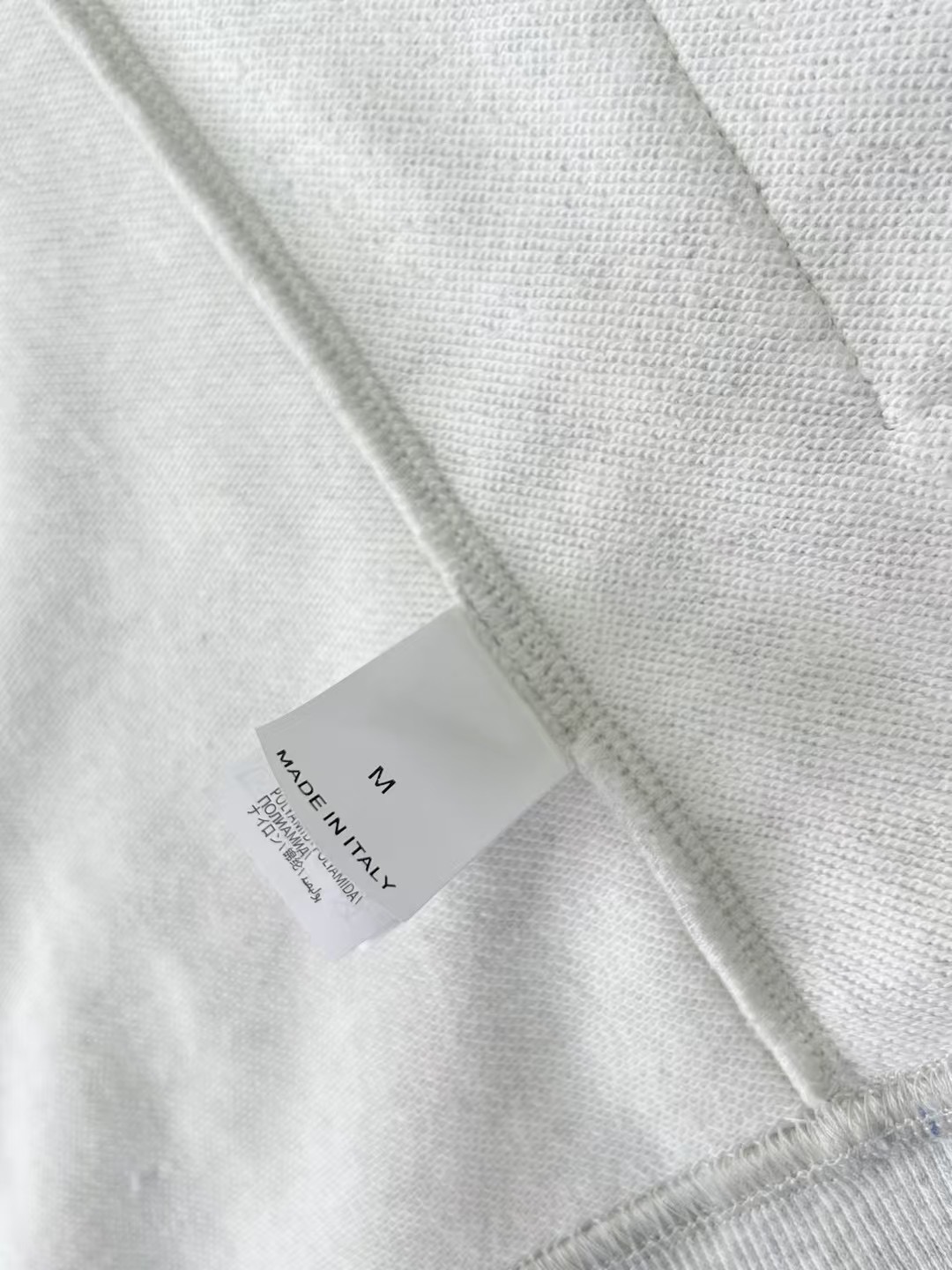 Brunello Cucinelli Sleeveless Zip-Up Hoodie Vest - Casual and Stylish 7 i1748073168264 577 0 5