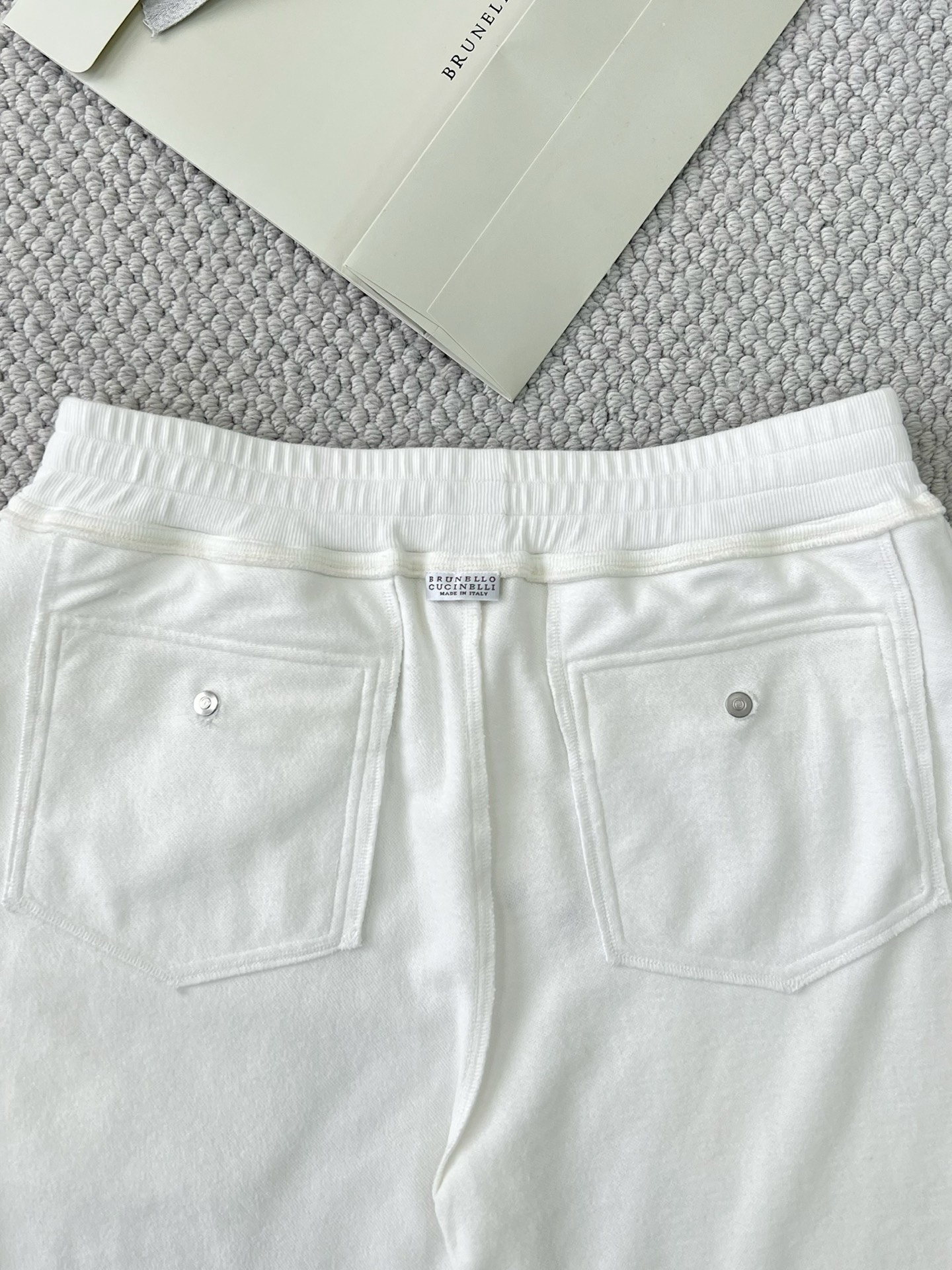 Brunello Cucinelli White Cotton Blend Drawstring Shorts | Casual Comfort 5 i1749114361166 3543 0 3