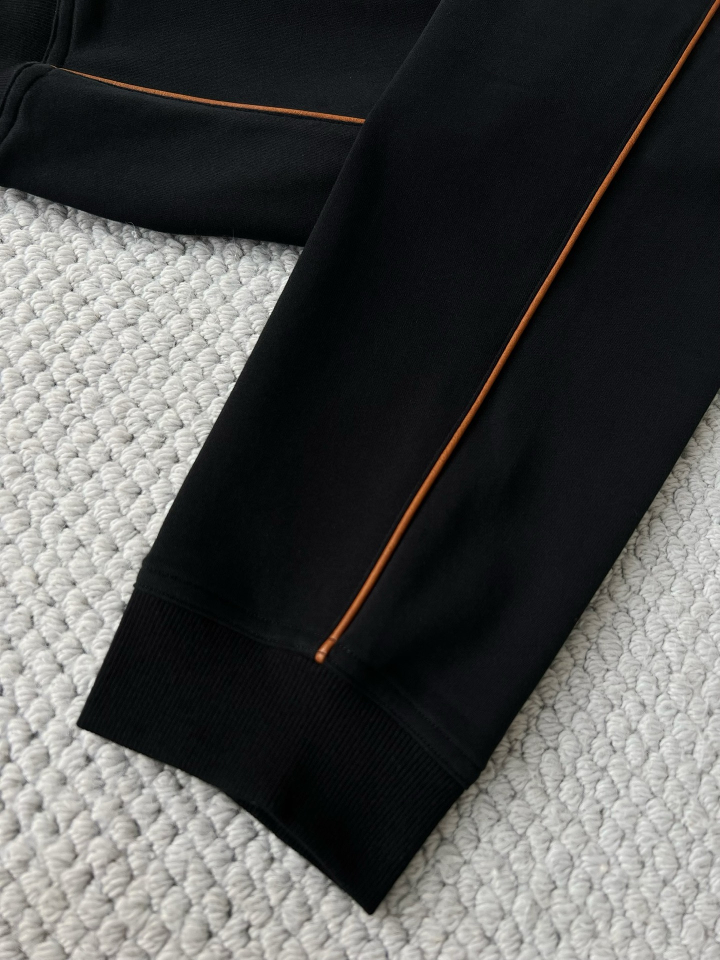 Brunello Cucinelli Men's Black Cotton Blend Casual Lounge Pants with Trim 5 i1749191313860 5226 0 3