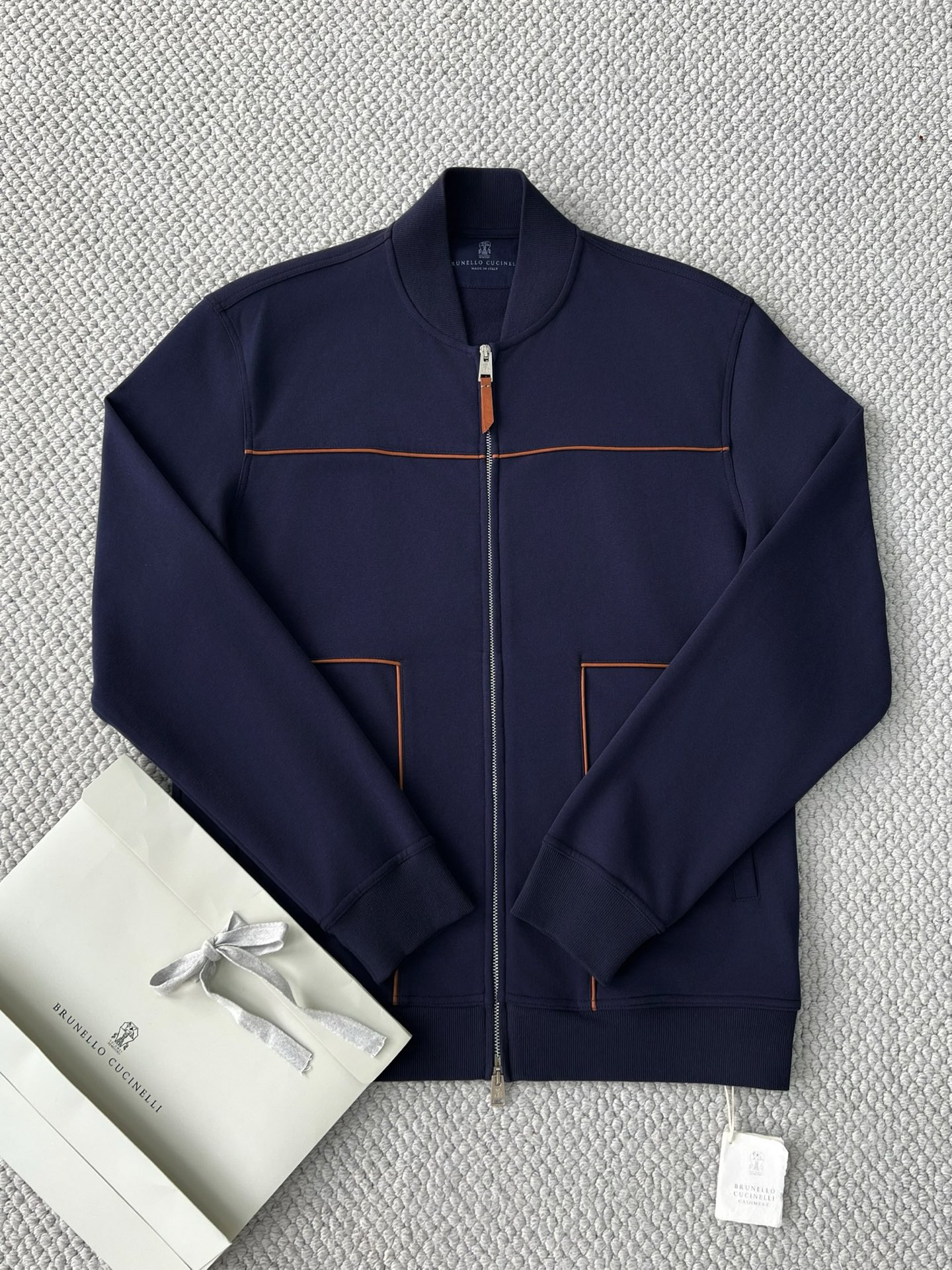 Elegante Chaqueta Bomber Brunello Cucinelli - Diseño Italiano de Lujo