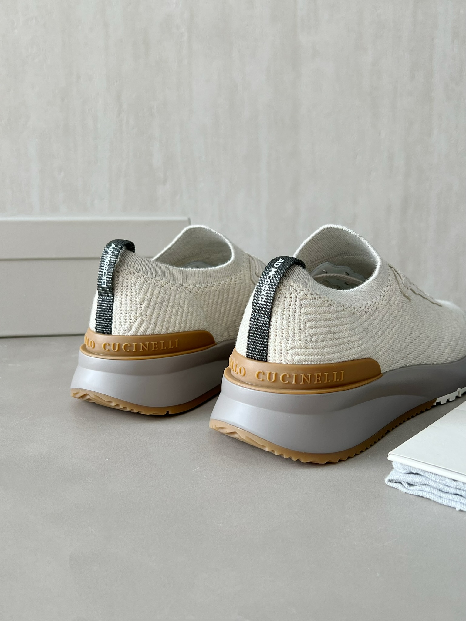 Brunello cucinelli.15-20days 🌹 39-46