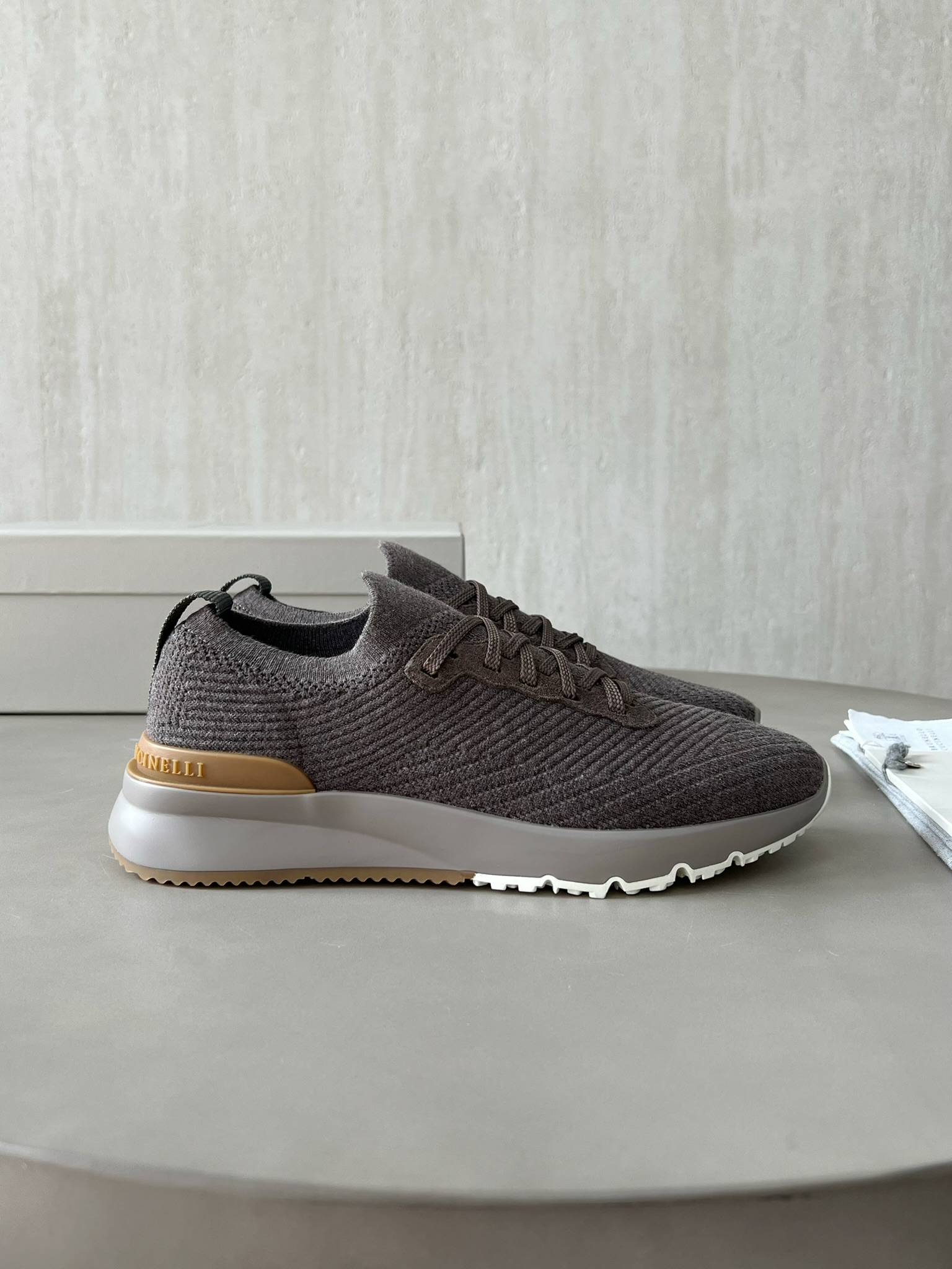 Brunello cucinelli.15-20days 🌹 39-46