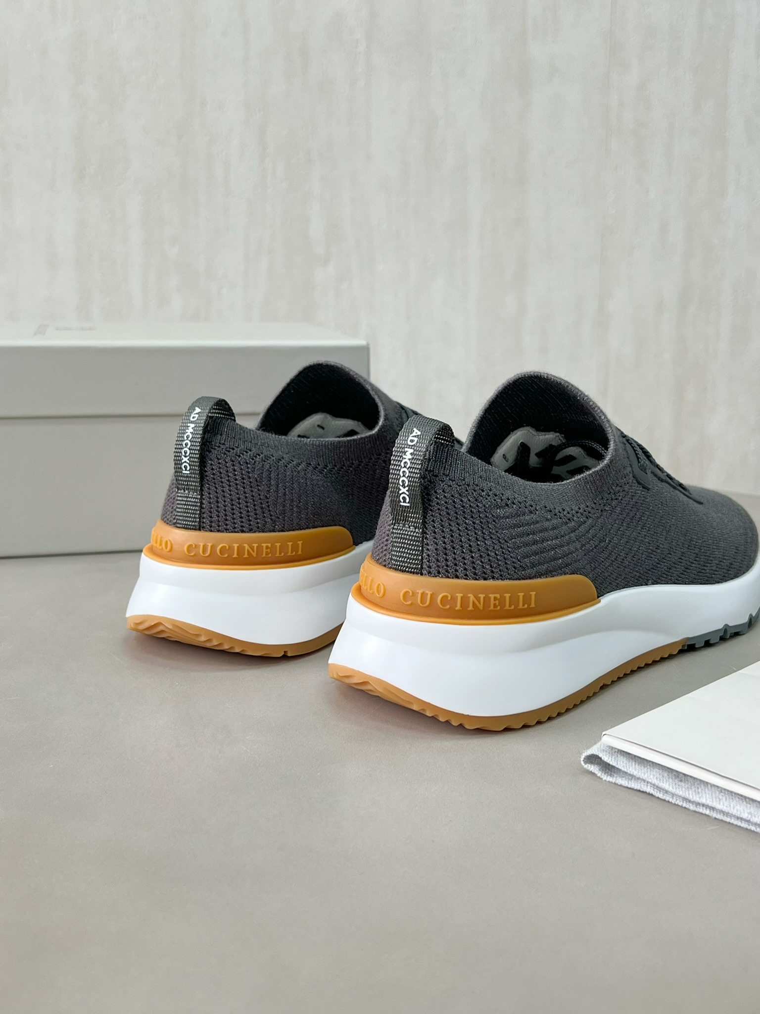 Brunello cucinelli.15-20days 🌹 39-46