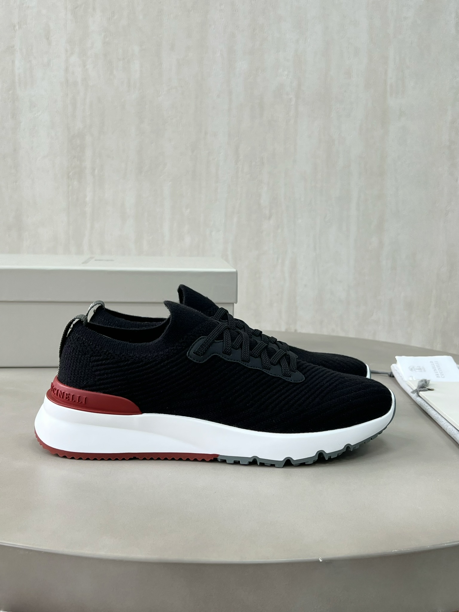 Brunello cucinelli.15-20days 🌹 39-46