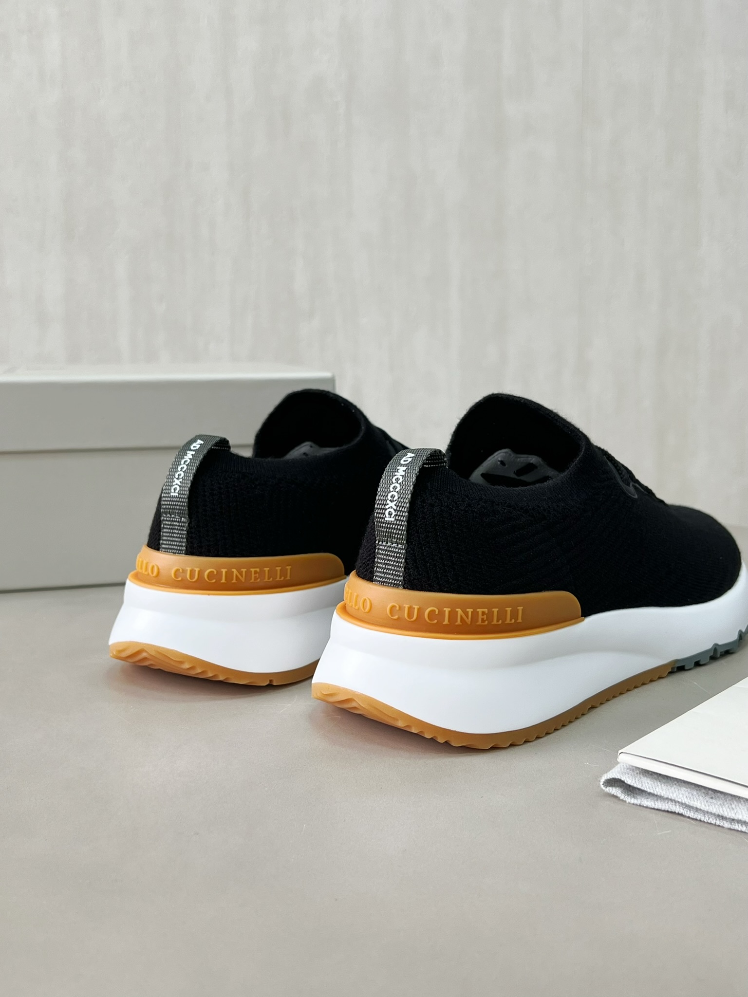 Brunello cucinelli.15-20days 🌹 39-46