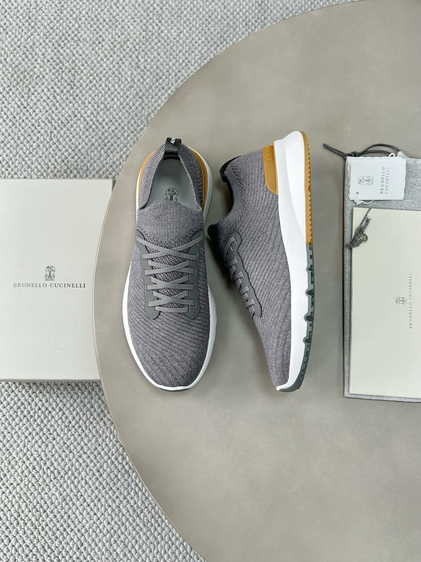 Brunello cucinelli.15-20days 🌹 39-46