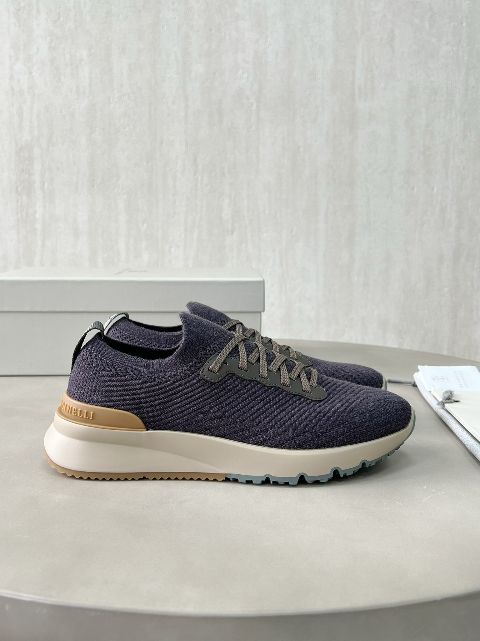 Brunello cucinelli.15-20days 🌹 39-46
