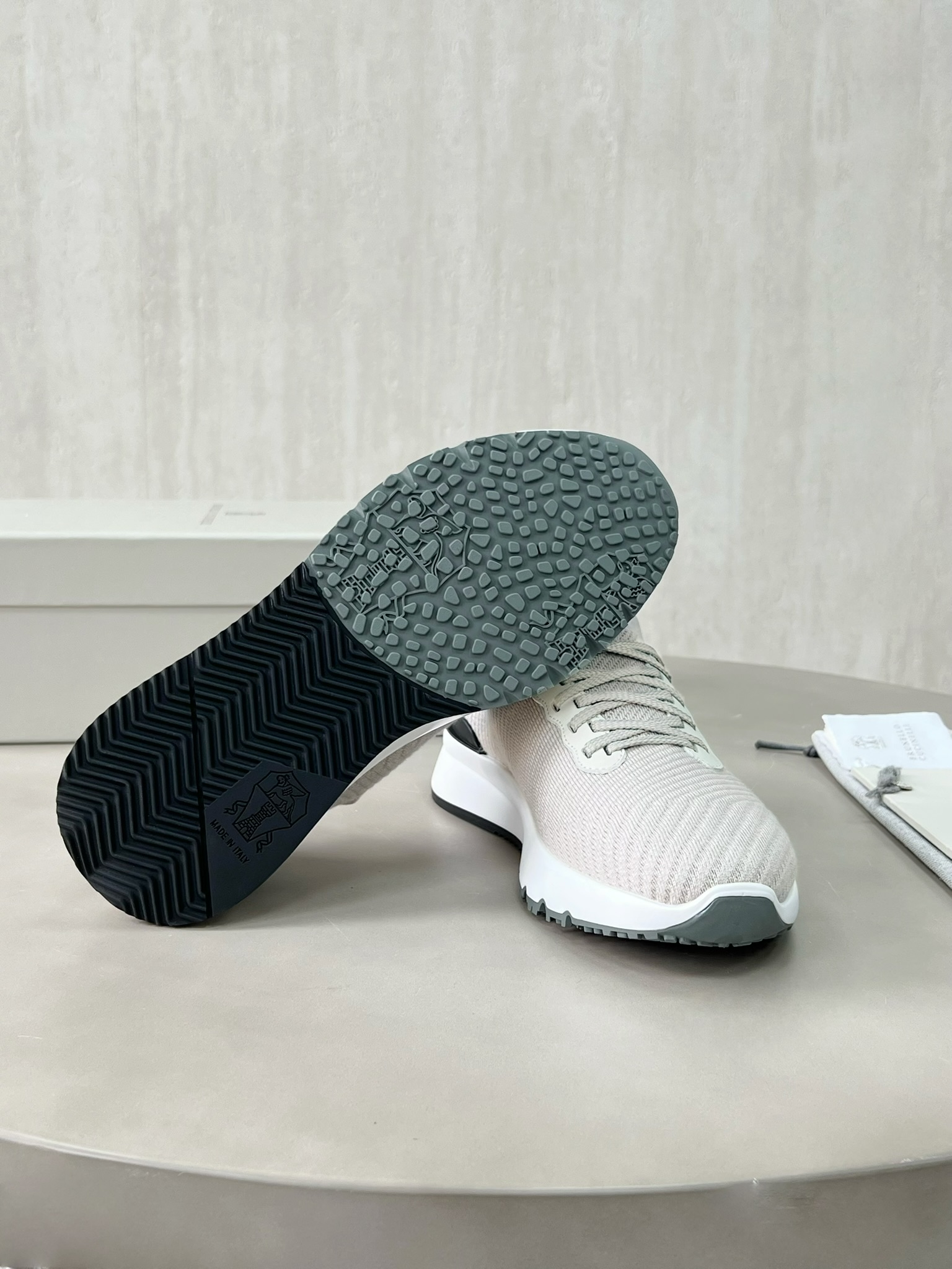 Brunello cucinelli.15-20days 🌹 39-46