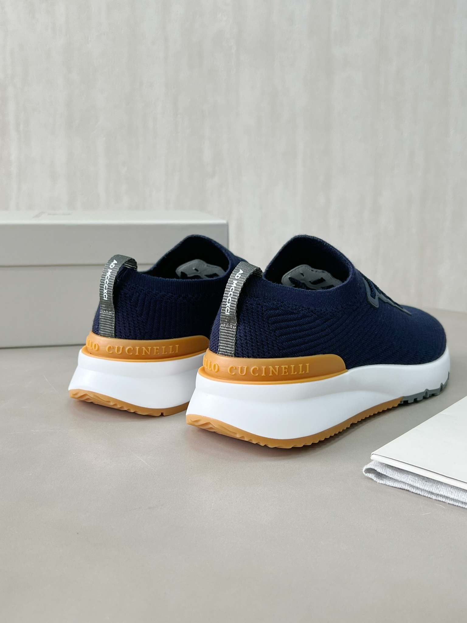 Brunello cucinelli.15-20days 🌹 39-46