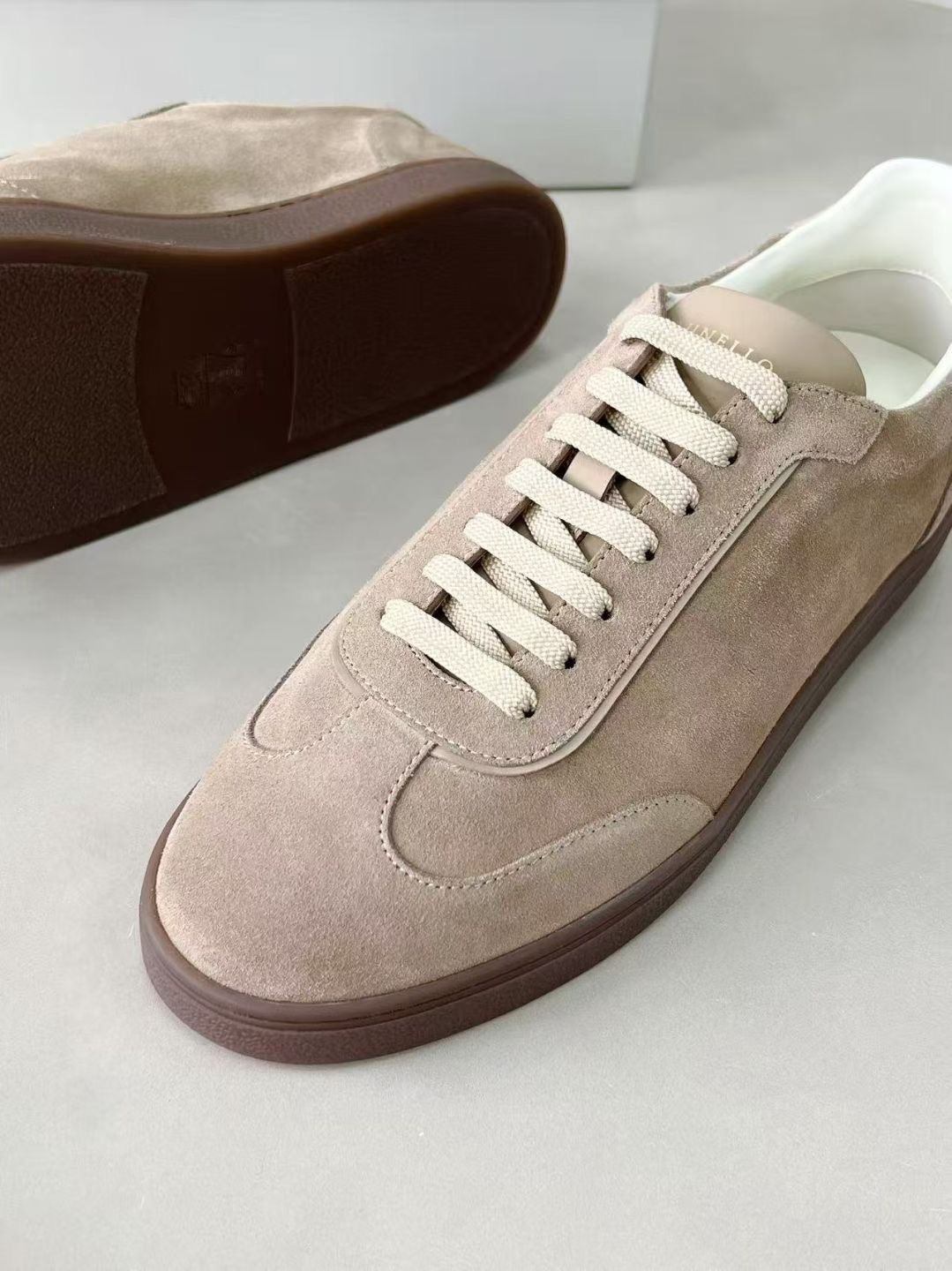 Brunello cucinelli.🌹15-20days. 39-46