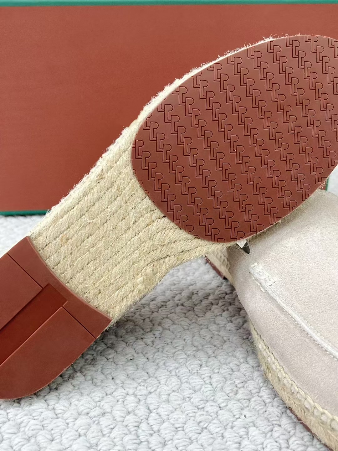 Loro piana 39-46 🌹15-20days
