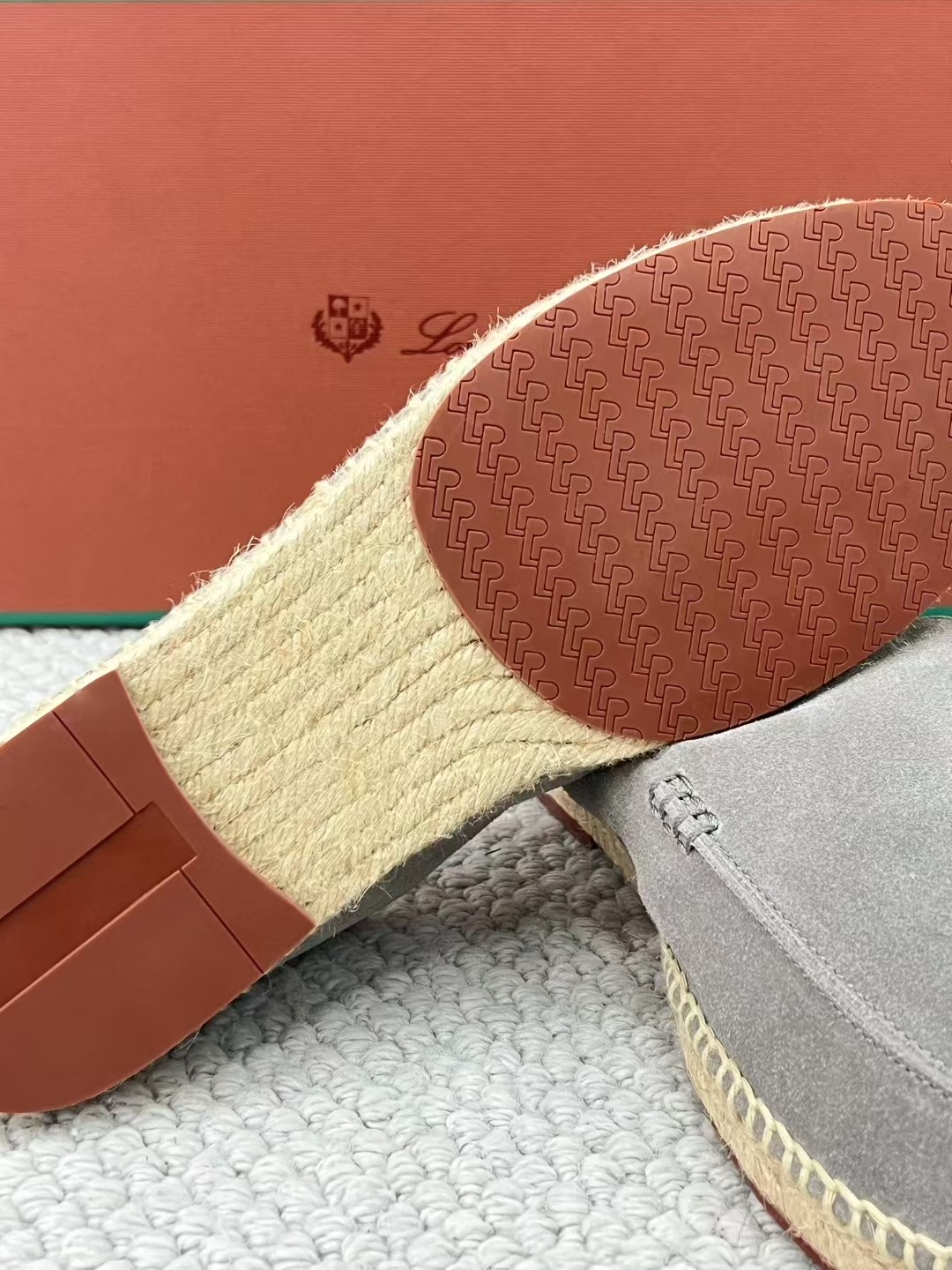 Loro piana 39-46 🌹15-20days