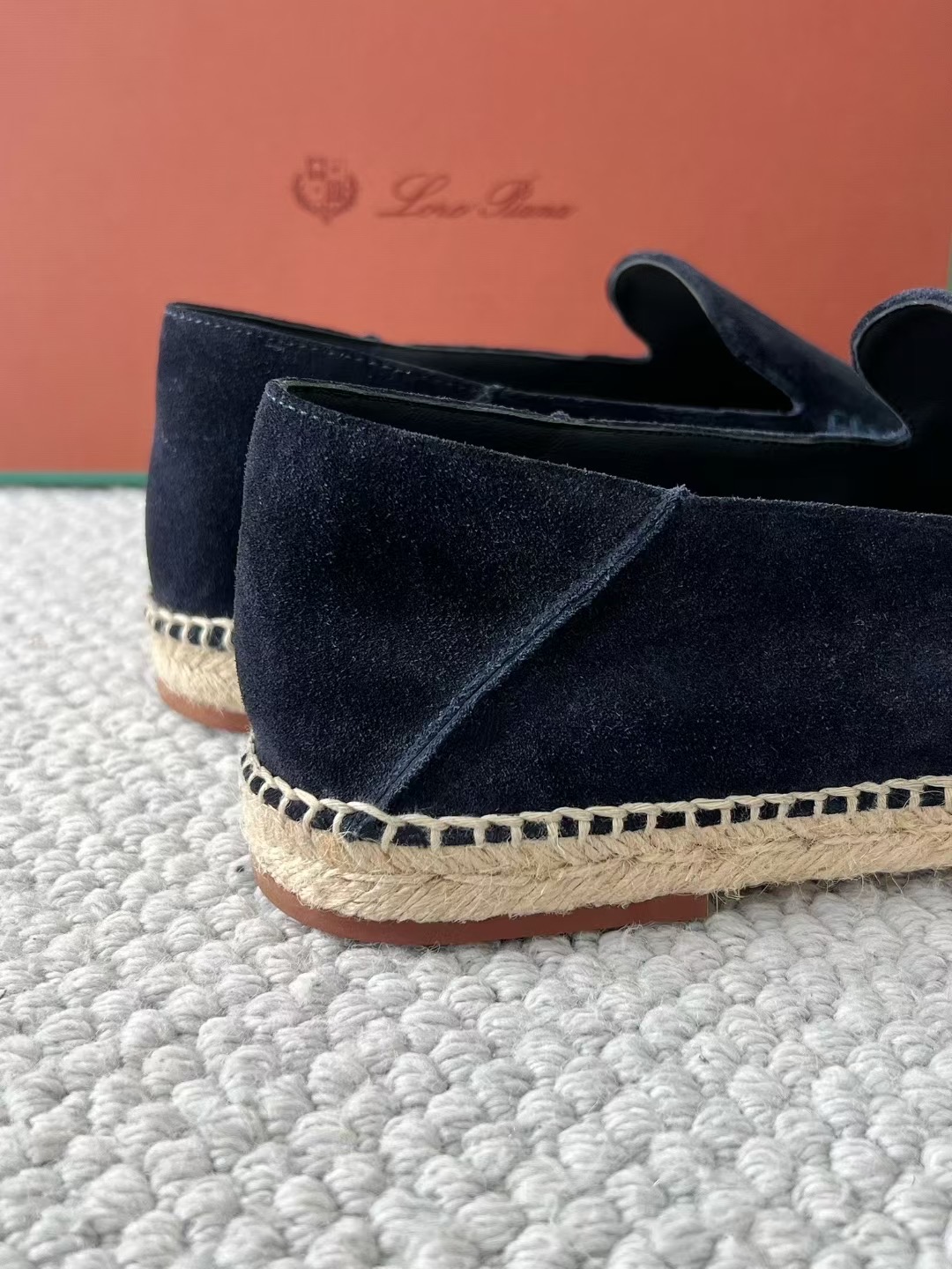 Loro piana 39-46 🌹15-20days