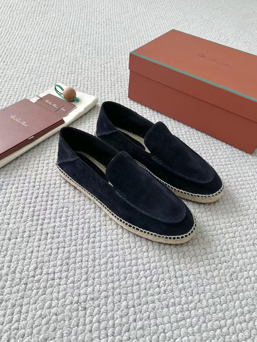 Loro piana 39-46 🌹15-20days