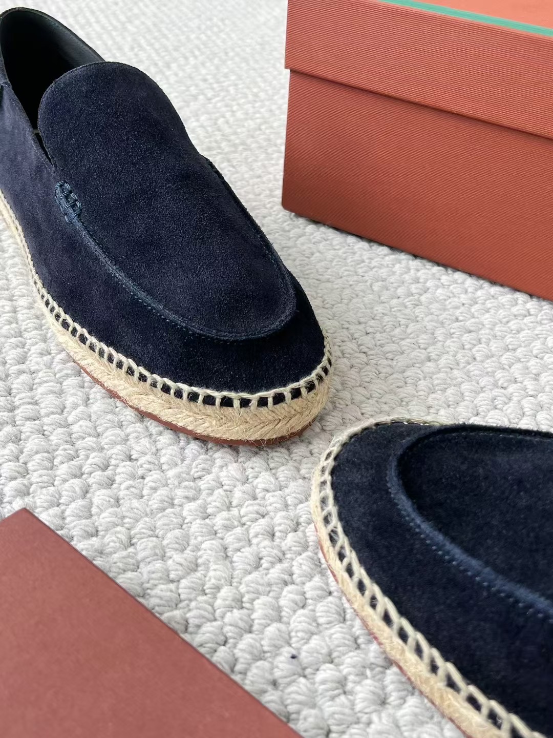 Loro piana 39-46 🌹15-20days