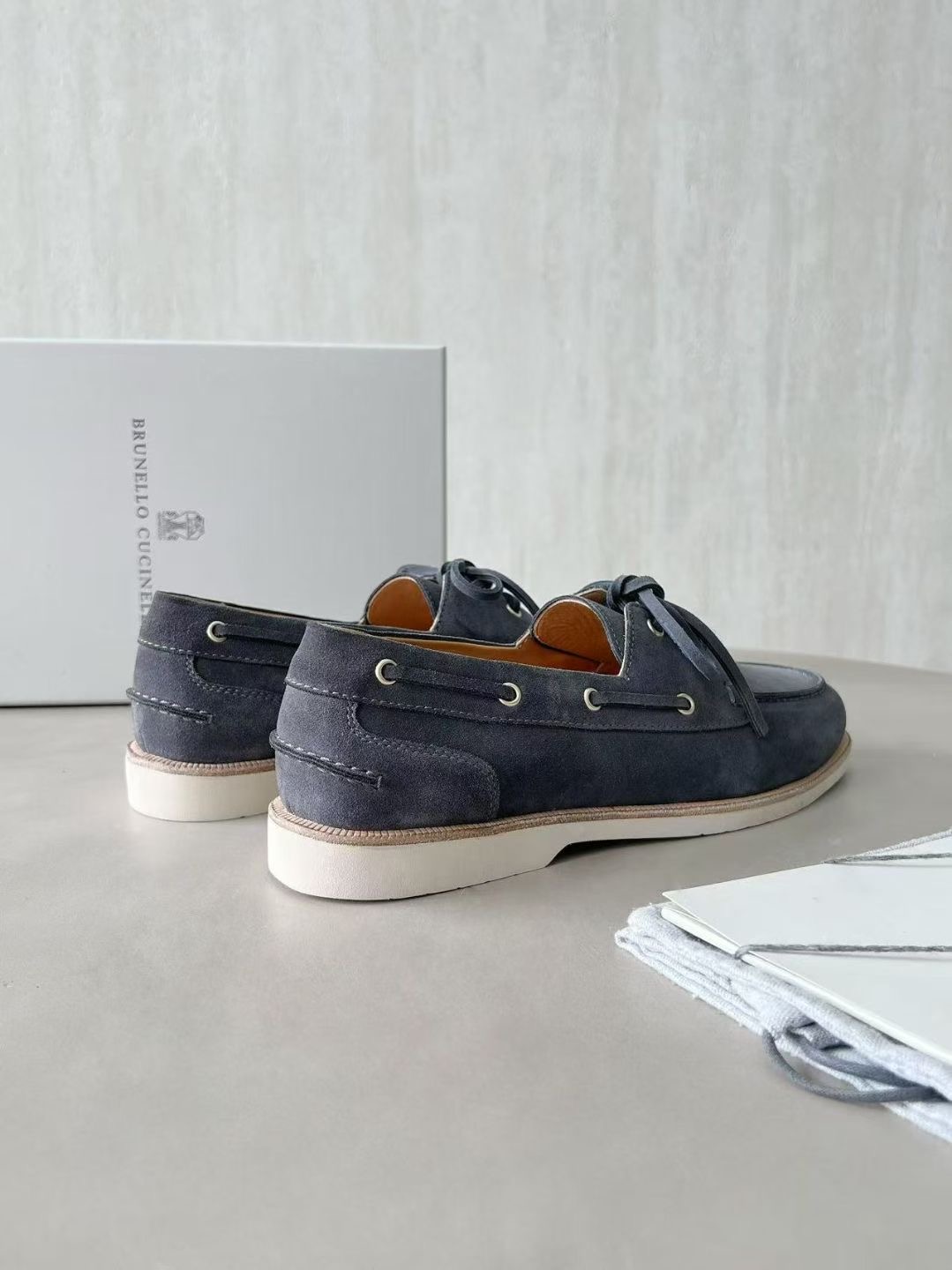 Brunello cucinelli.39-46 🌹15-20days