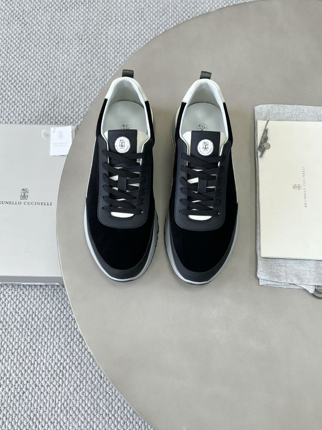 Brunello cucinelli. 39-46 🌹15-20days