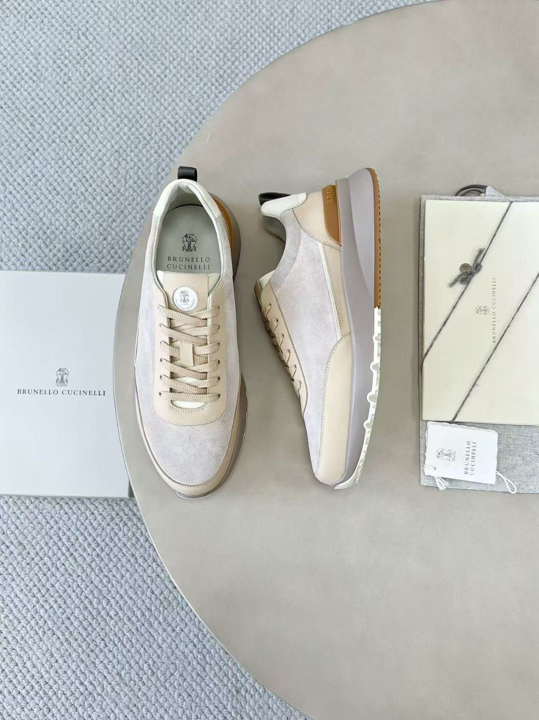 Brunello cucinelli. 39-46 🌹15-20days