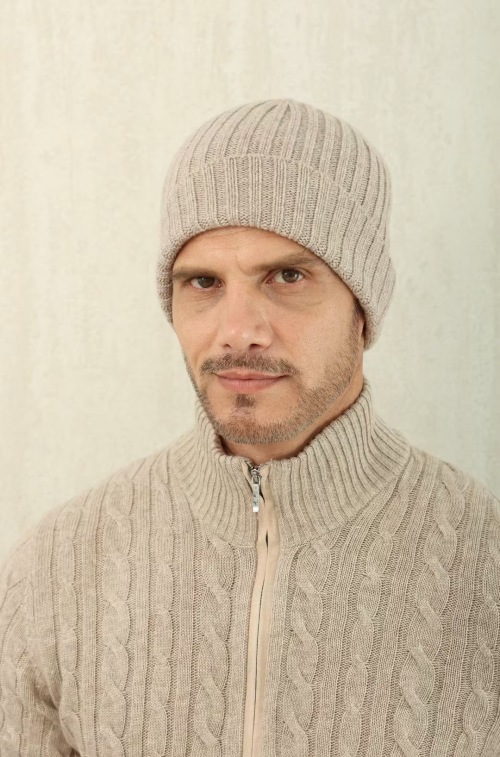 Loro Piana Cashmere Beanie Hat - Warm, Soft, and Stylish Winter Headwear 1 Loro Piana Cashmere Beanie Hat - Warm, Soft, and Stylish Winter Headwear