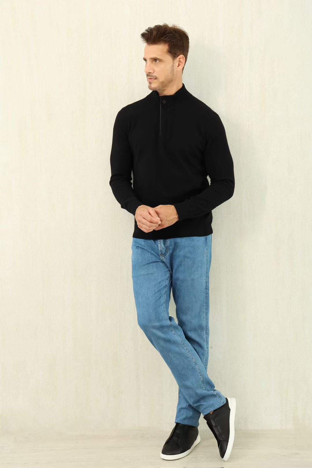 Luxurious Loro Piana Style Men's Black Long Sleeve Casual Knit Sweater 6 i1757145903142 9620 0 4