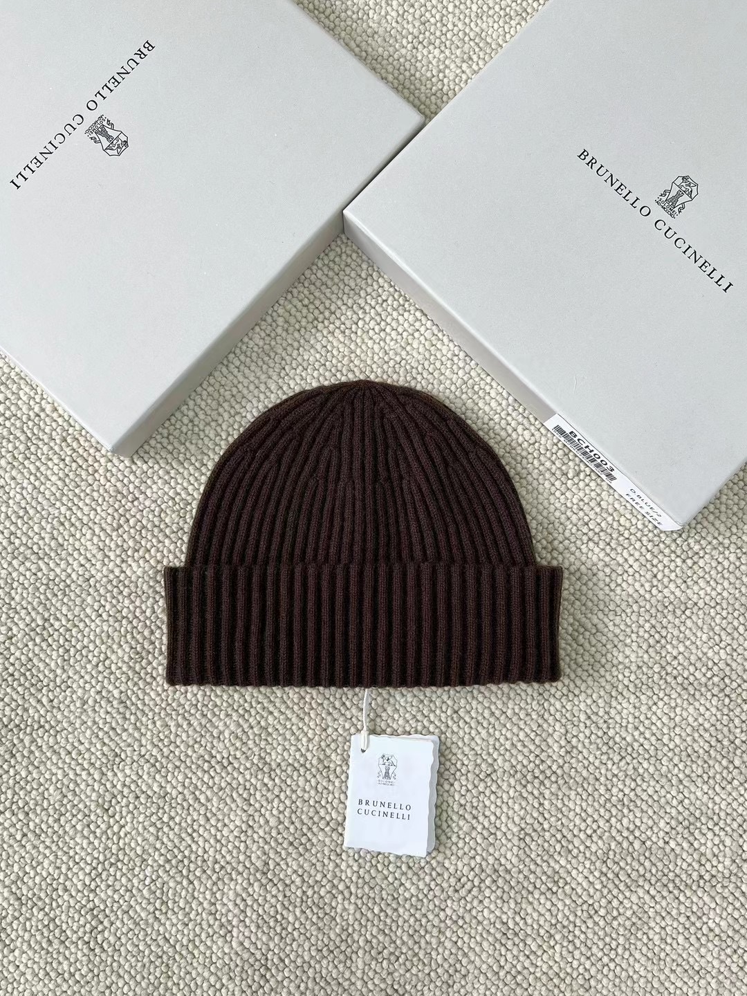 Brunello Cucinelli Ribbed Knit Cashmere Beanie Hat - Warm & Stylish 2 i1757400591807 8455 0 0