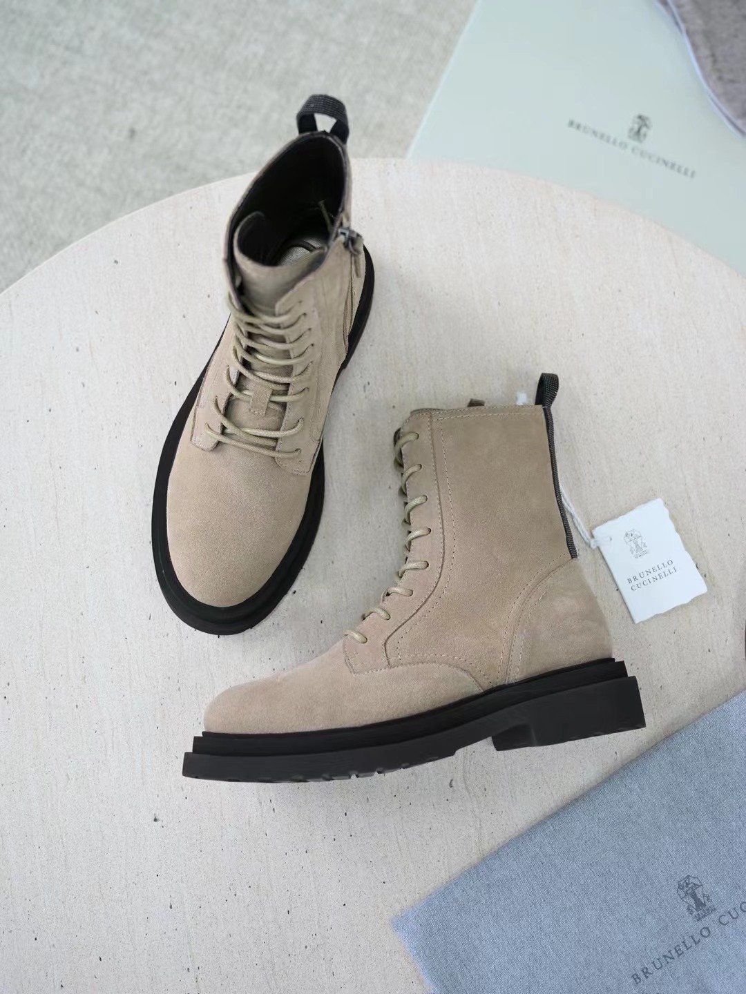 Brunello cucinelli. 15-20days 🌹36-42