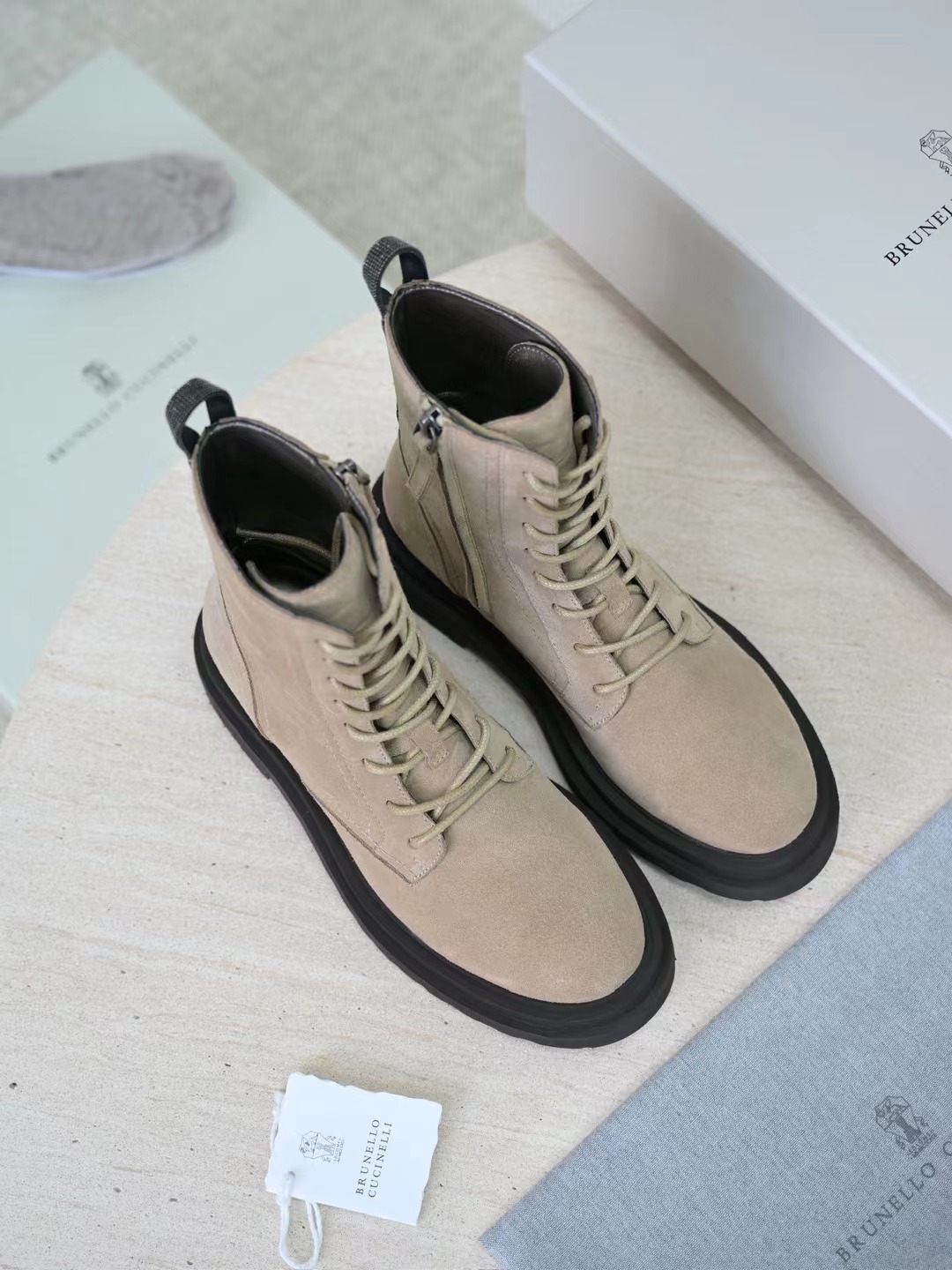 Brunello cucinelli. 15-20days 🌹36-42