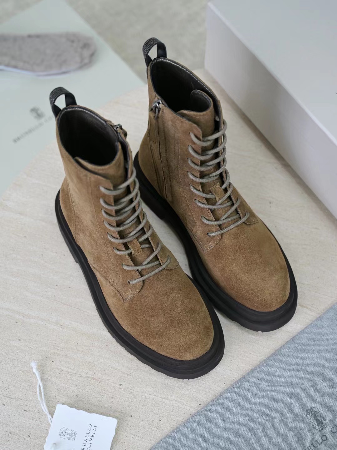Brunello cucinelli. 15-20days 🌹36-42