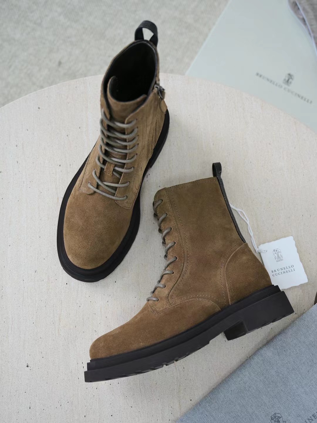 Brunello cucinelli. 15-20days 🌹36-42