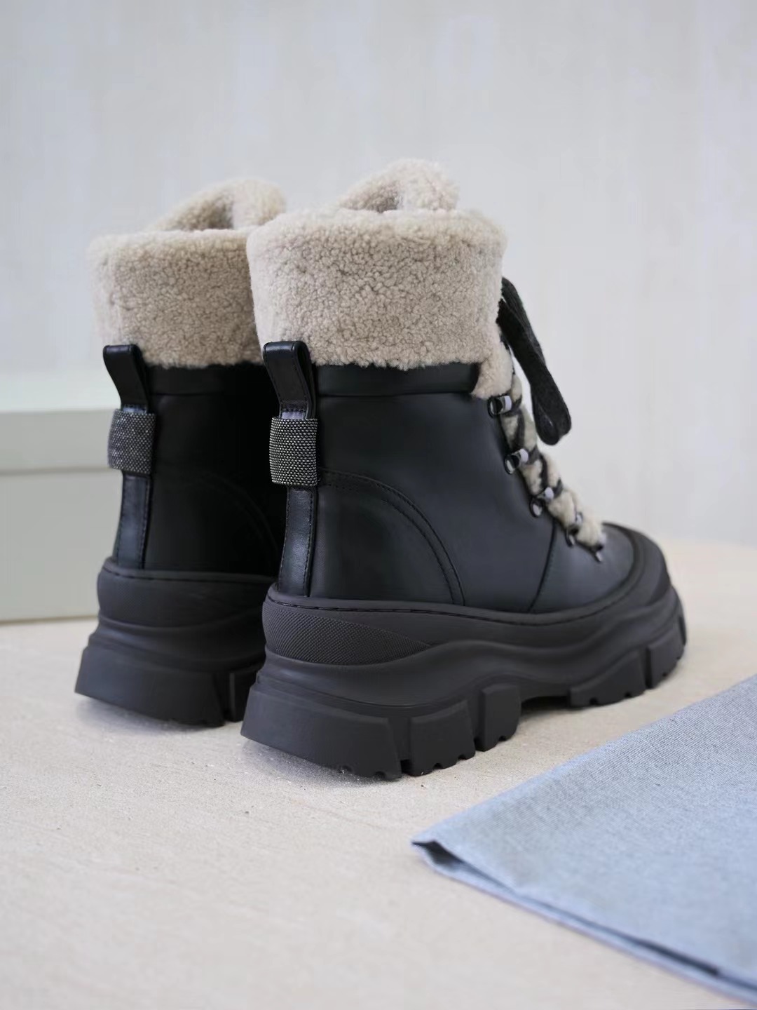 Brunello cucinelli. 15-20days 🌹36-42