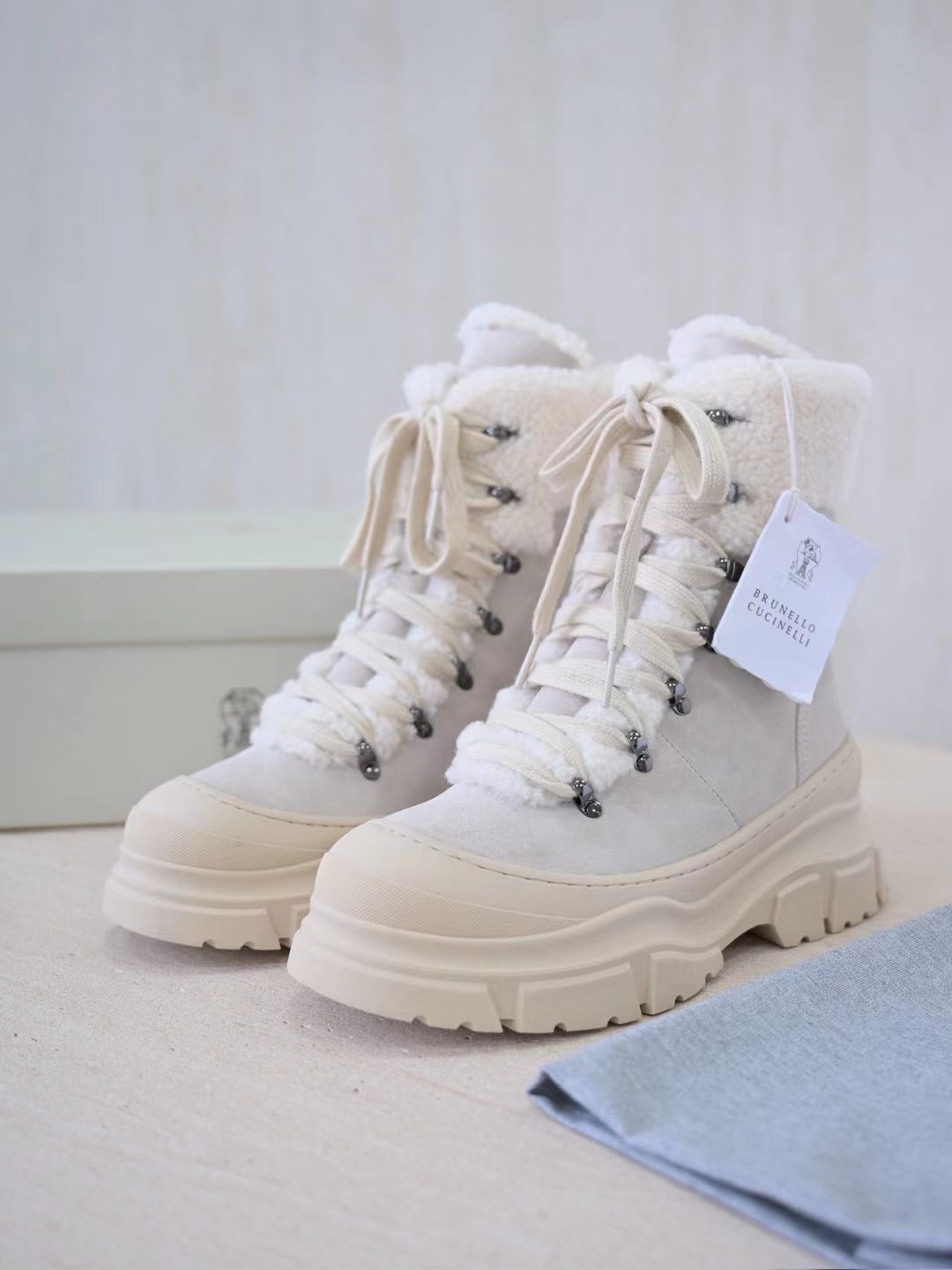 Brunello cucinelli. 15-20days 🌹36-42