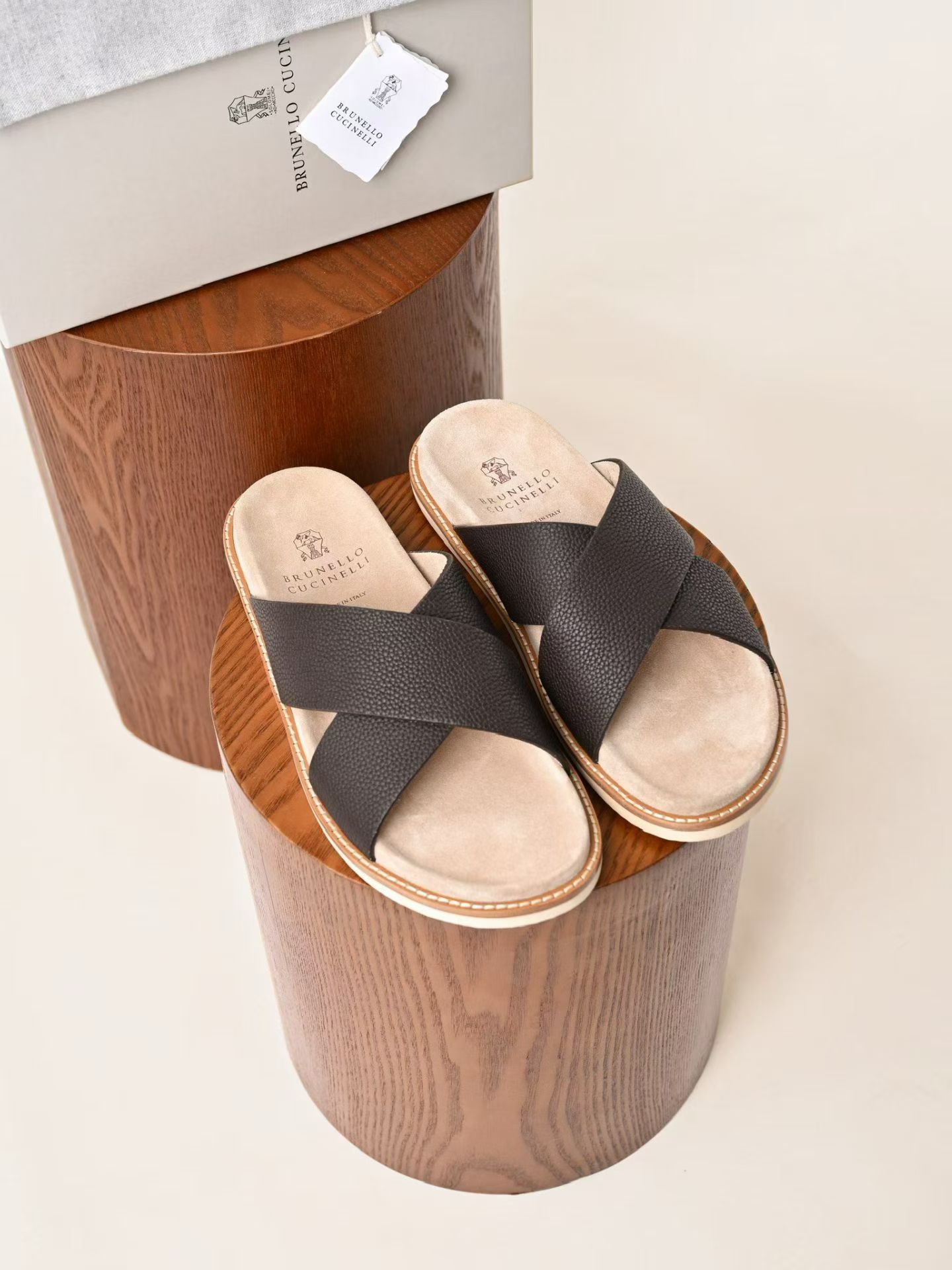 Мужские шлёпанцы Brunello Cucinelli