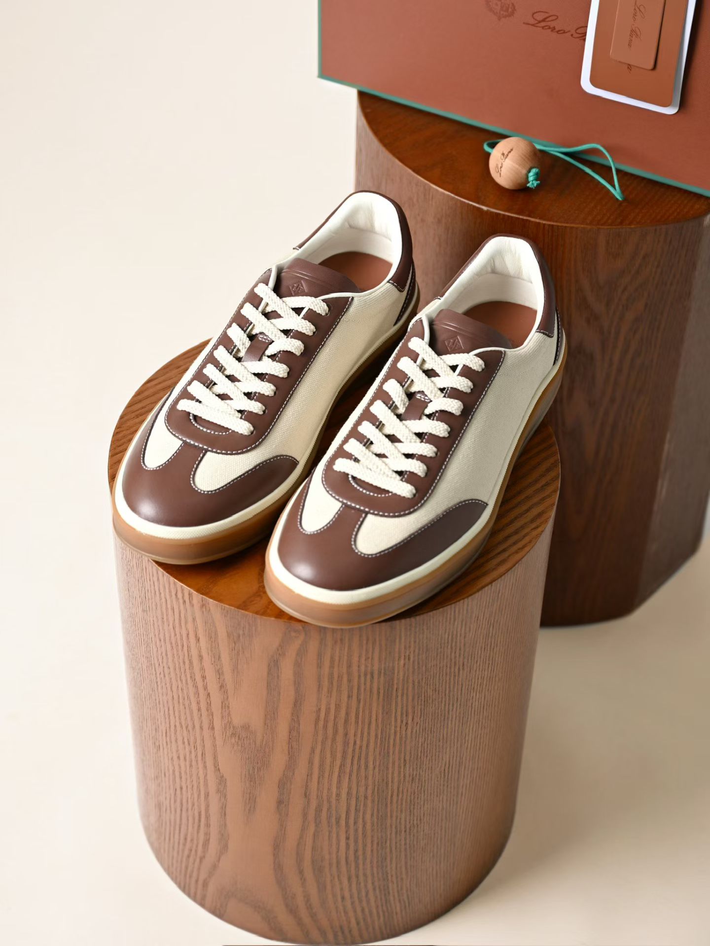 NO:783636,Price: LP men's casual sports shoes Sizes: 39-46 L-3,,loro piana,sneakers19860909Price: LP男士休闲运动鞋 Sizes: 39-46 L-3,,loro piana,sneakers,Men's shoes