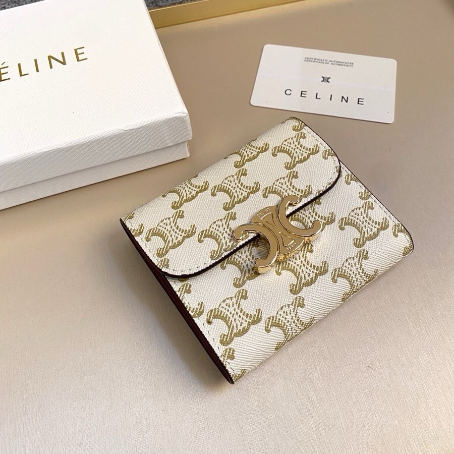 🎀品牌:Celine  66335
🎀颜色: 白色印花
🎀尺寸:11*10*5
🎀说明    Celin