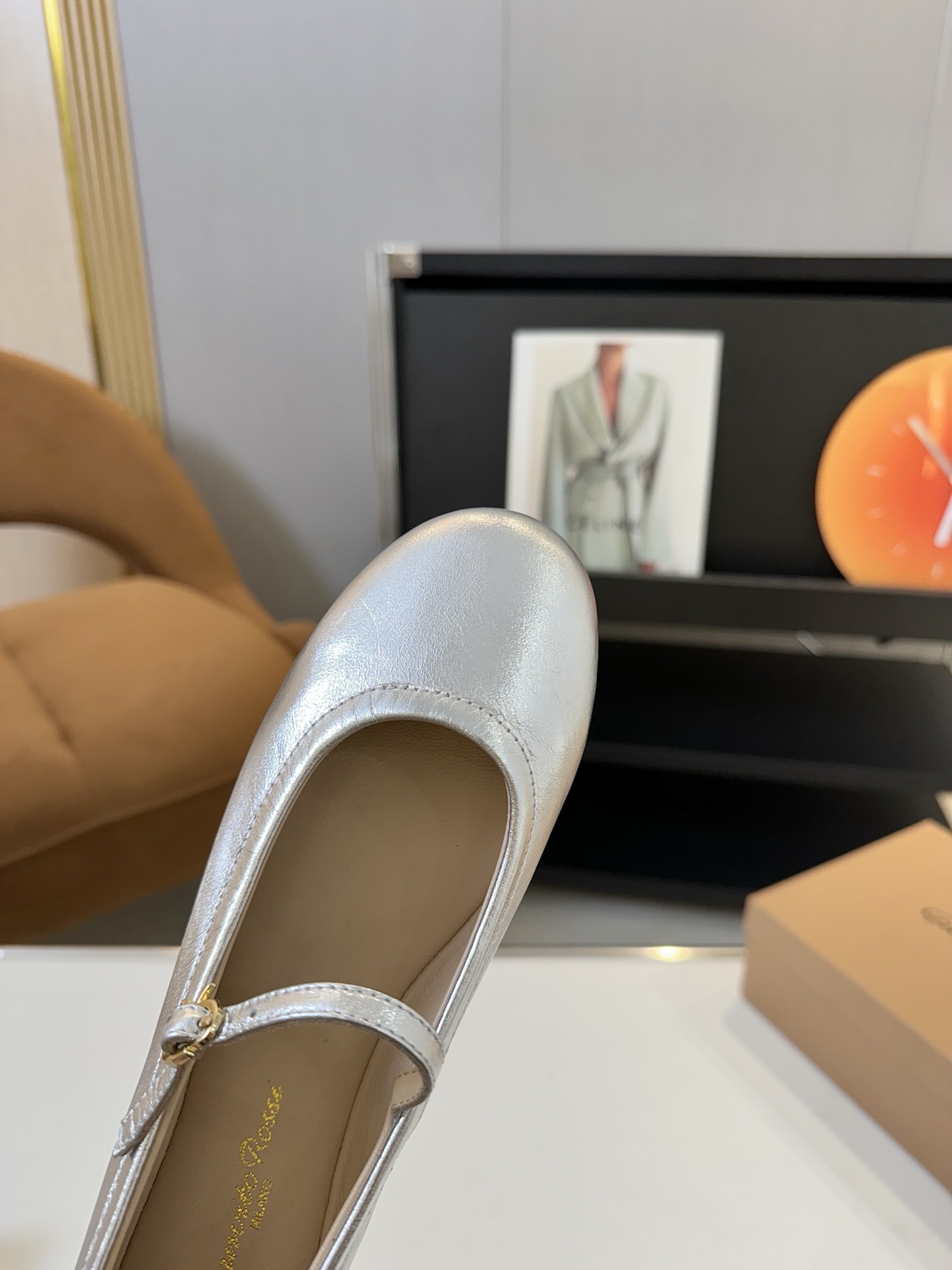 Gianvito Rossi Spring/Summer 25s Shoes: Premium Leather, Comfortable, Unique Colors. - 图片 5