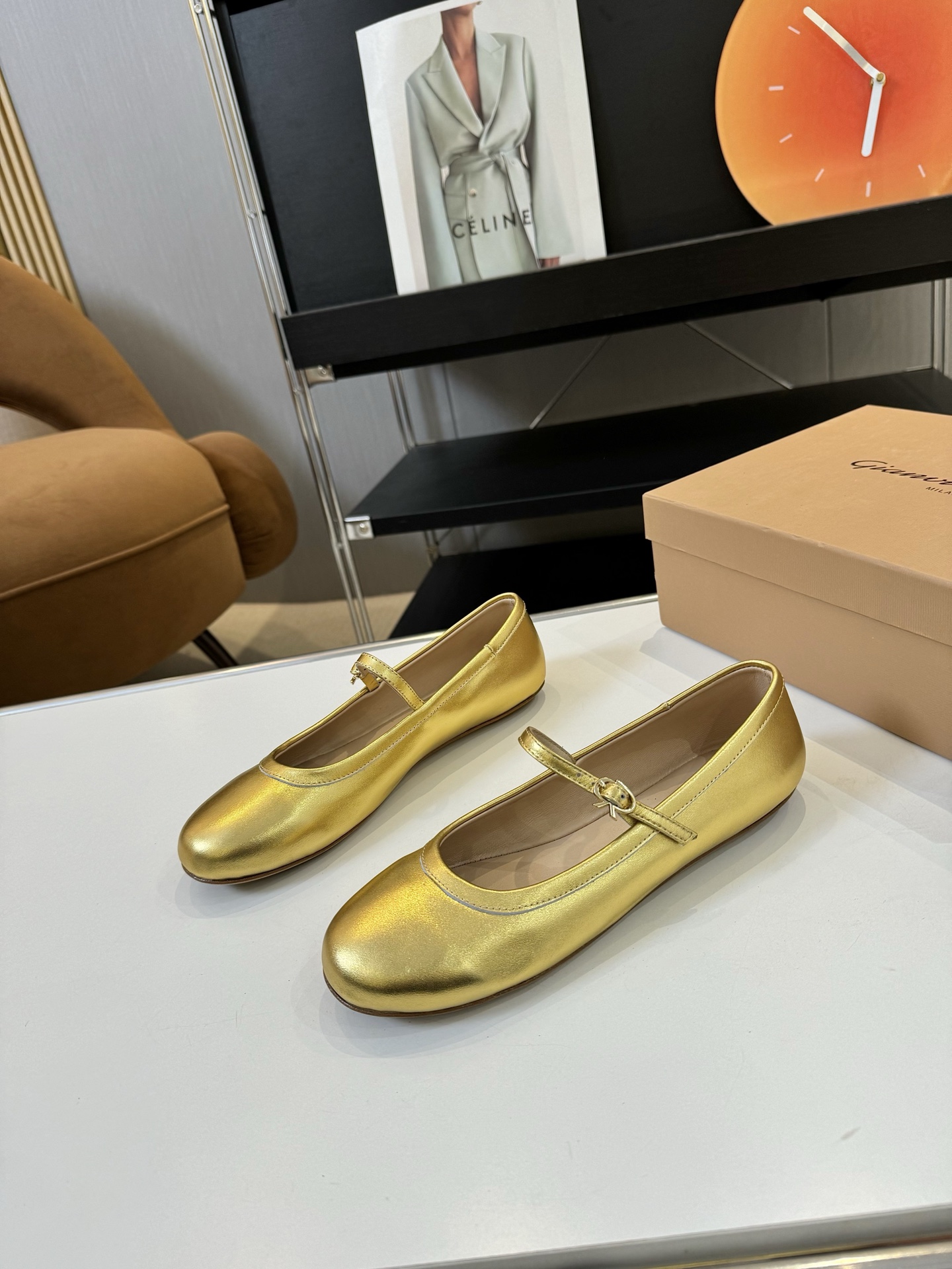 Gianvito Rossi Spring/Summer New Shoes: Comfortable and Stylish, Price $725