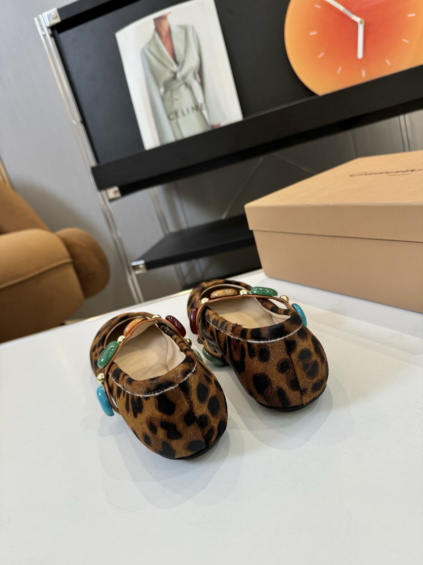 Gianvito Rossi Spring/Summer 2025 Collection: Comfortable Leather Shoes at $750 - 图片 7